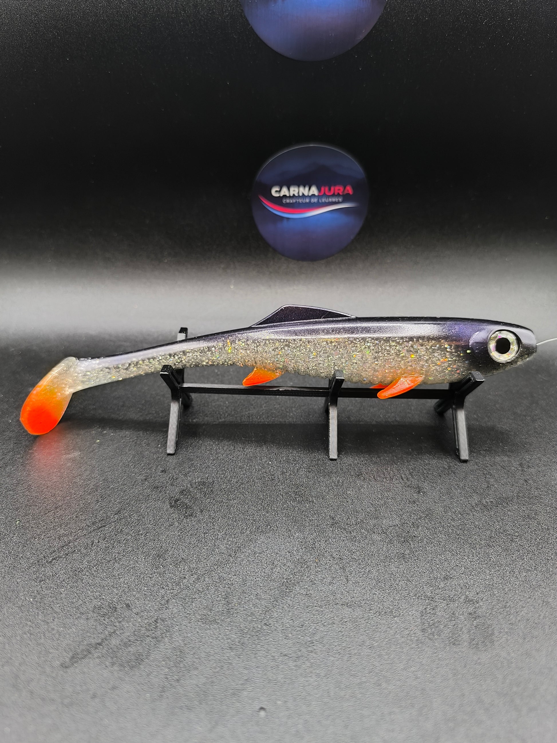 Carnashad 200 Bleu Roach, leurre souple shad 20 cm coloris bleu pour la pêche du brochet en eau claire ou légèrement teintée.