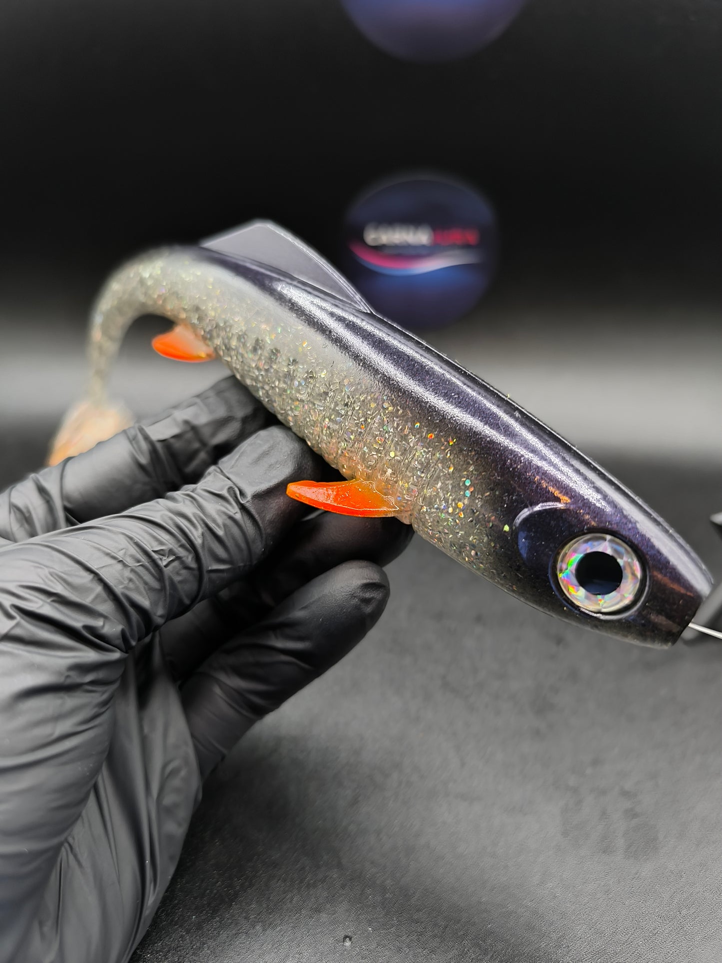 Carnashad 250 Bleu Roach, leurre souple shad 25 cm, big bait,  coloris bleu pour la pêche du brochet en eau claire ou légèrement teintée.