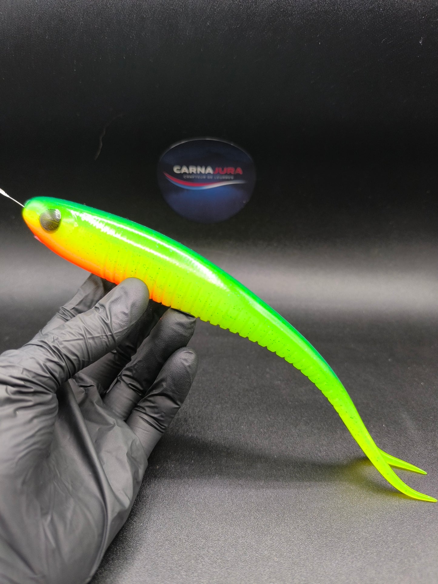 Carnasplit 250 Fire Green, leurre souple finesse 25 cm pour la pêche du brochet et du sandre avec coloris attractif et nage discrète.