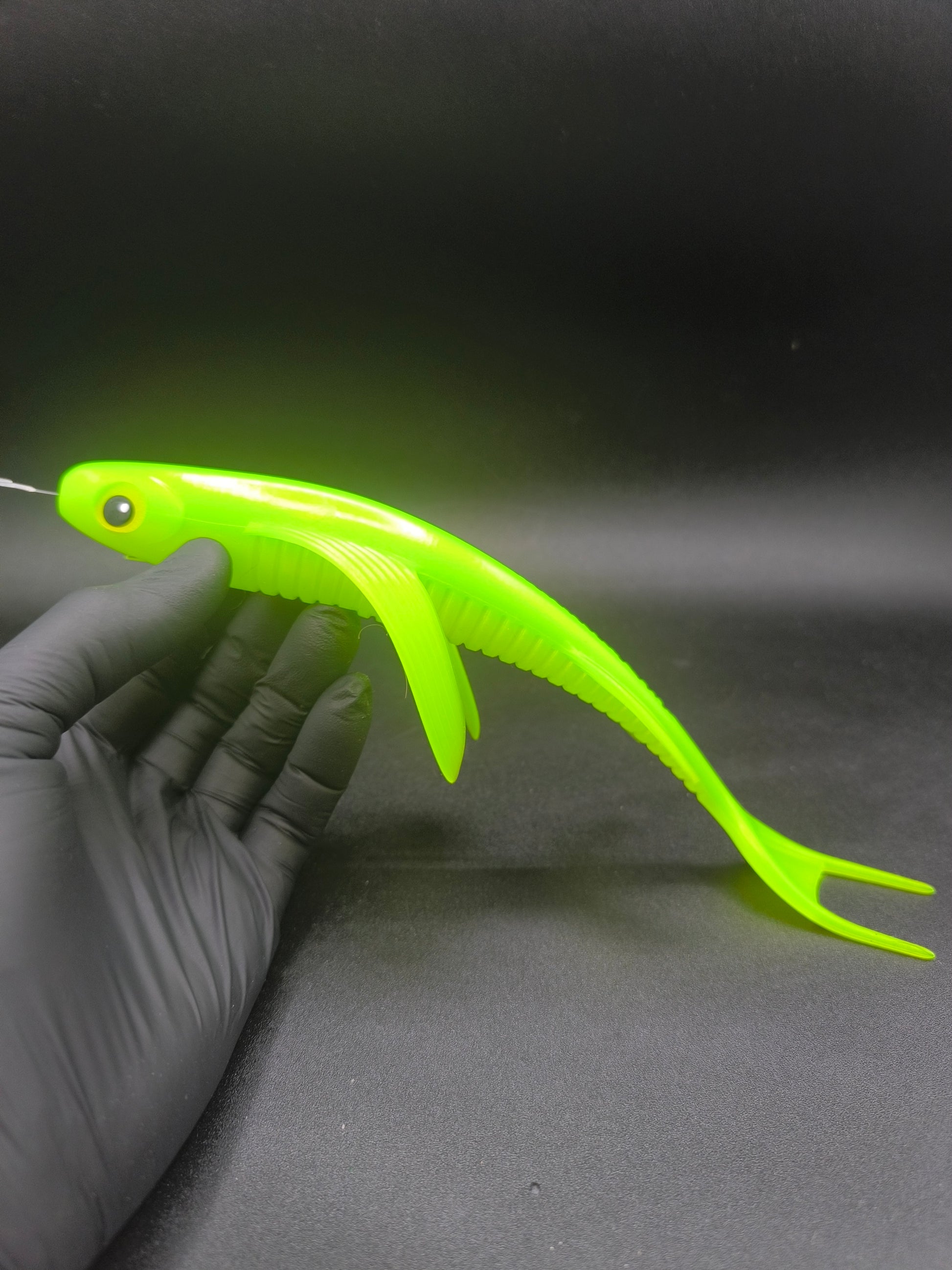Leurre souple Carnawing 250 green toxic Carnajura 20 cm 35 g finesse brochet sandre verticale pélagique