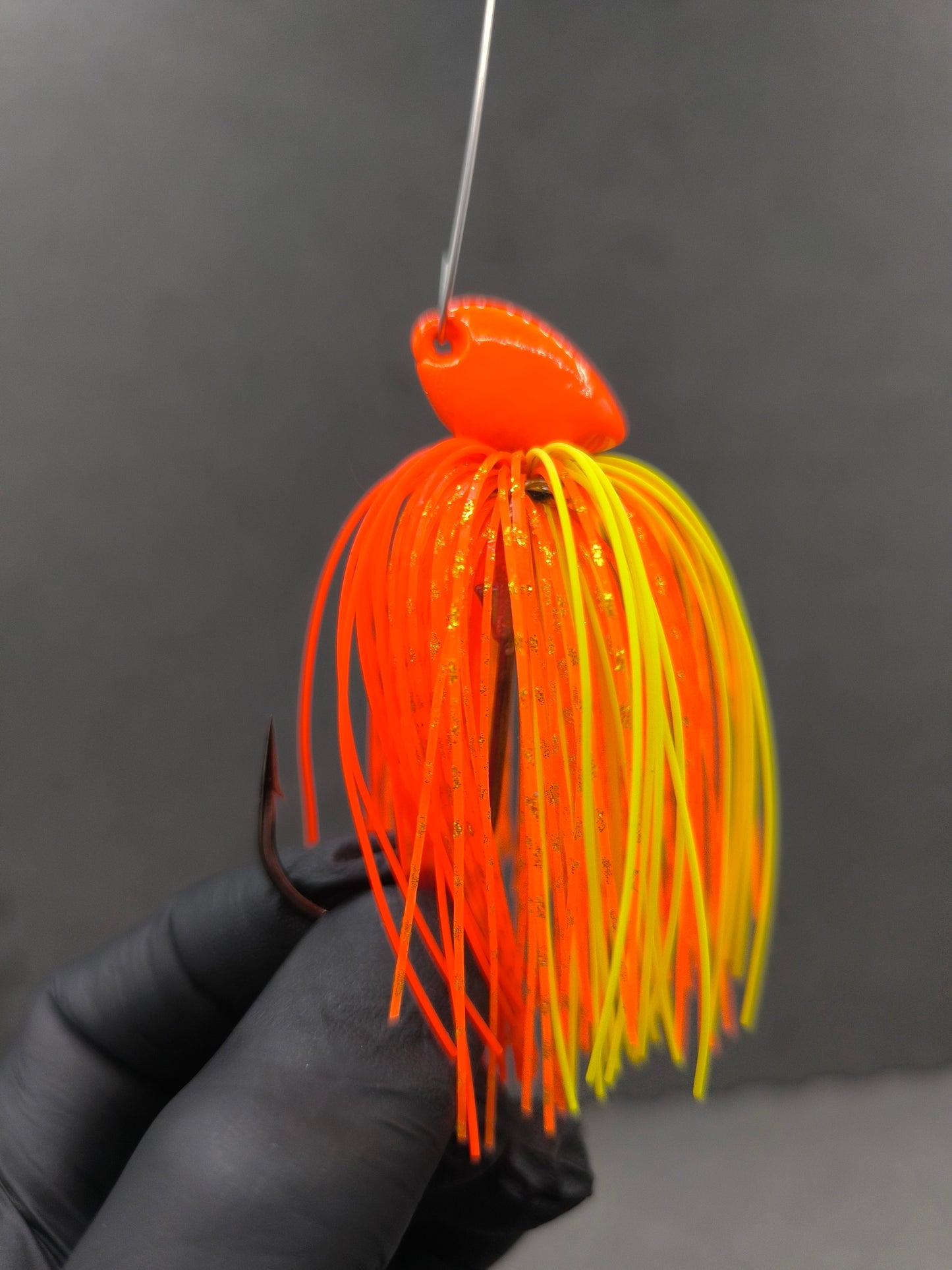 Rubber jig vertical sandre ProZander jaune orange Carnajura 21g 27g hameçon Mustad 5/0