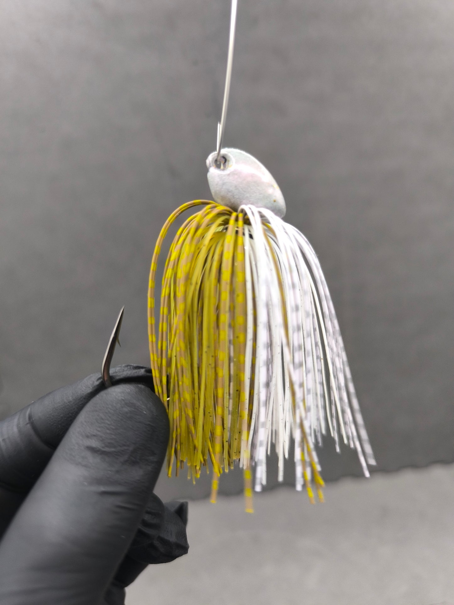 Rubber jig vertical sandre ProZander ayu Carnajura 21g 27g hameçon Mustad 5/0